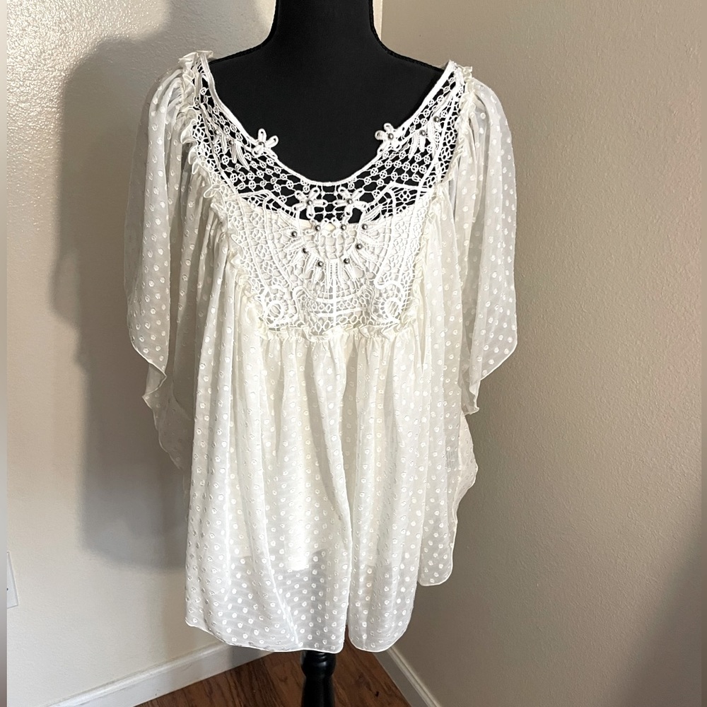 Woman blouse